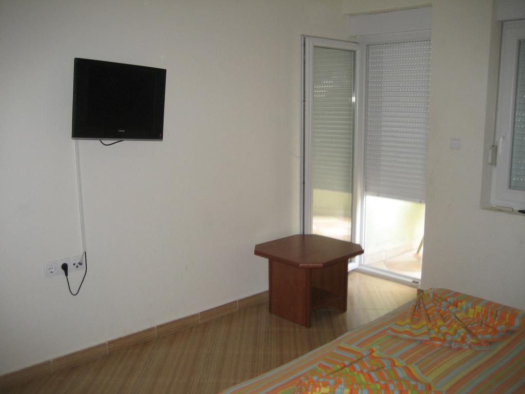 Guest House Vila Mimoza Ulcinj Bagian luar foto