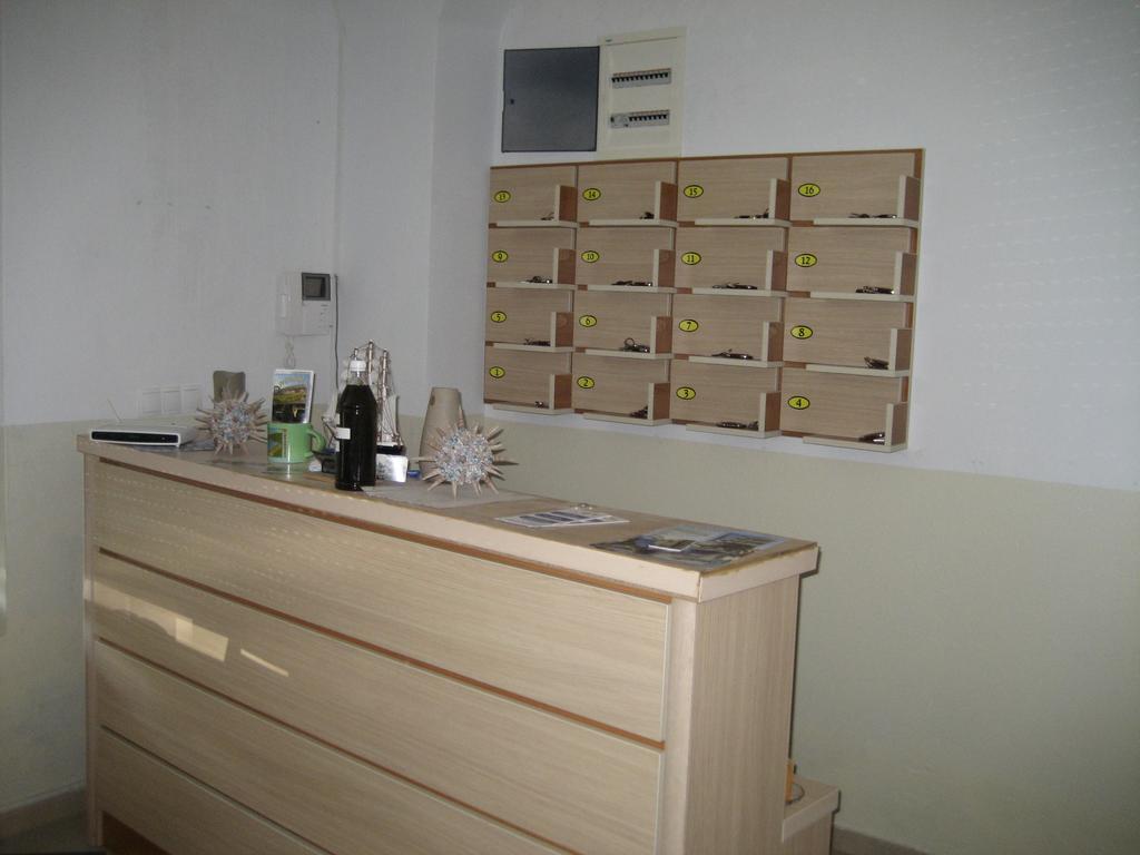 Guest House Vila Mimoza Ulcinj Ruang foto