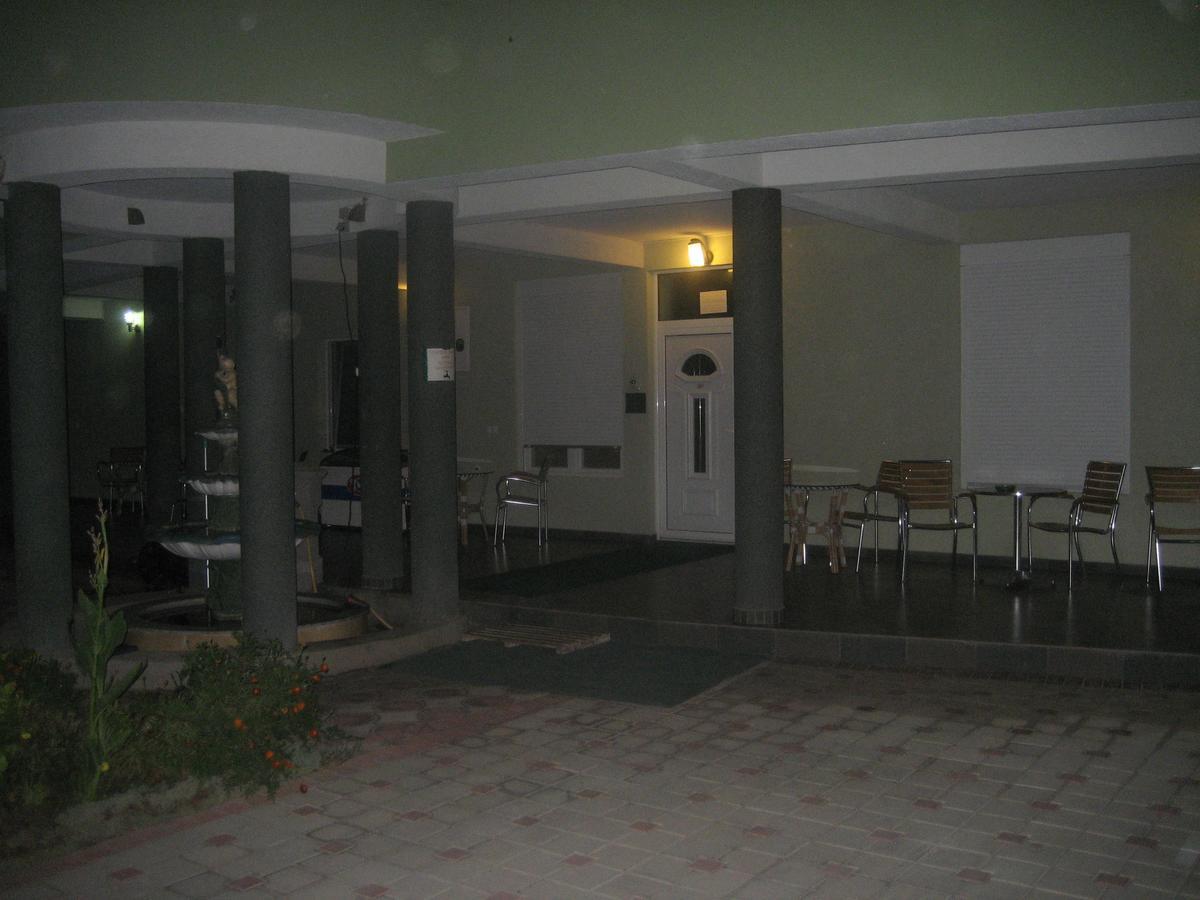 Guest House Vila Mimoza Ulcinj Bagian luar foto