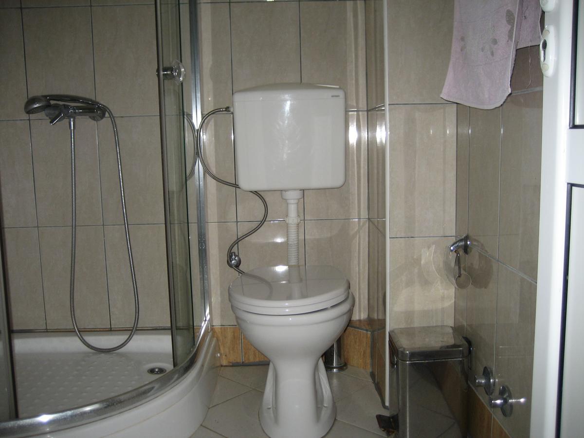 Guest House Vila Mimoza Ulcinj Bagian luar foto
