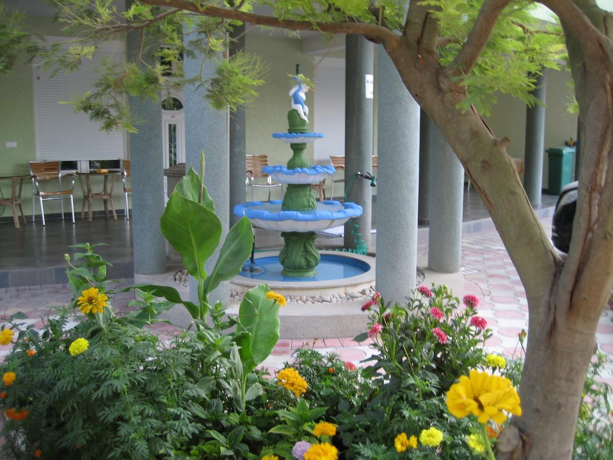 Guest House Vila Mimoza Ulcinj Bagian luar foto